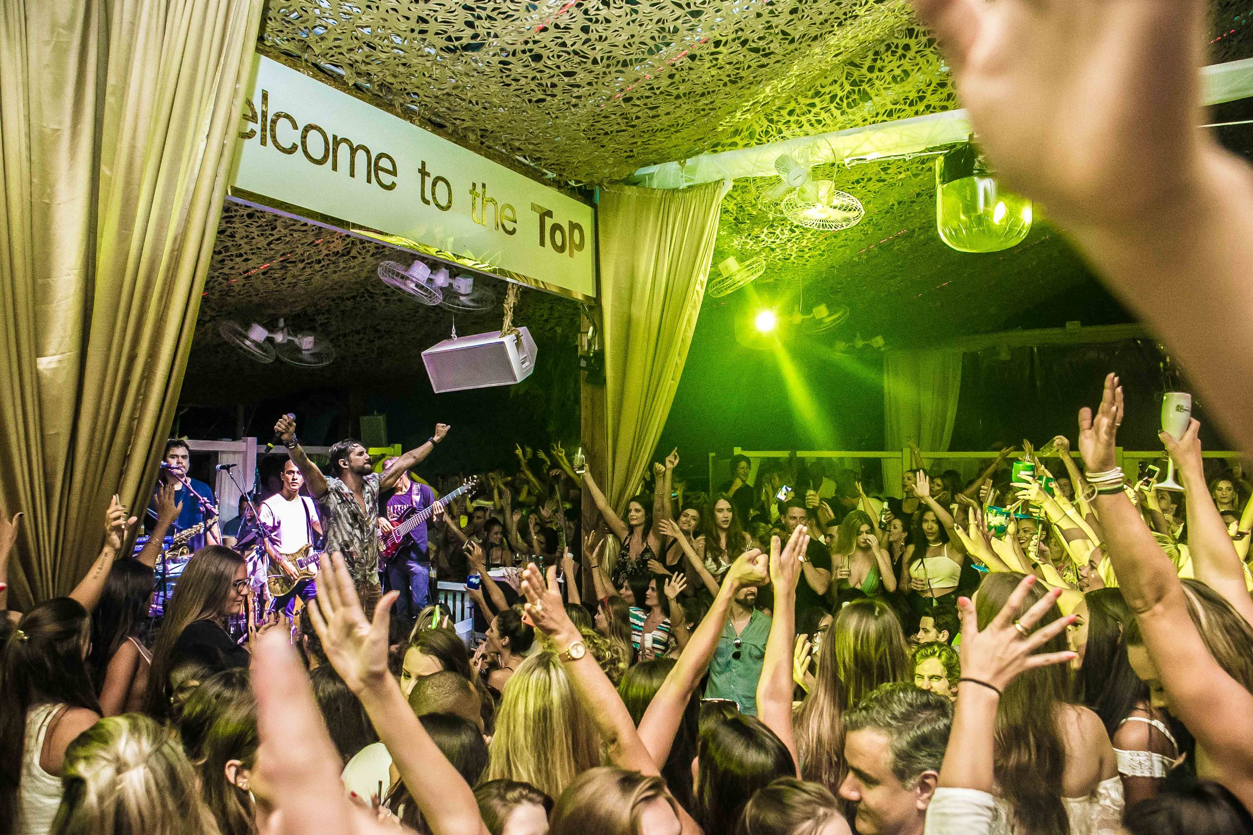 Cafe de la Musique terá programação especial nos domingos de verão